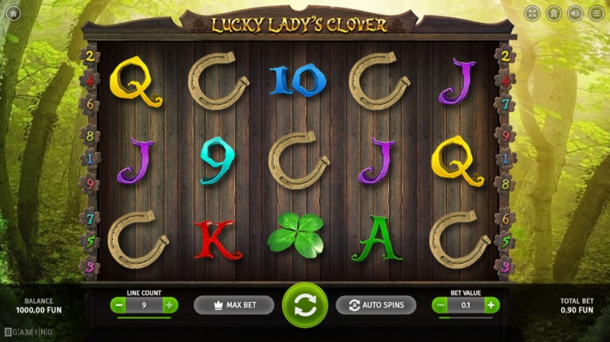 Lucky Lady Clover slot screen 1