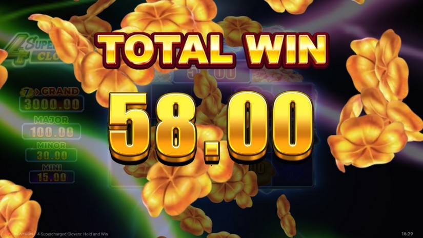 4 Supercharged Clovers: Hold and Win slot screen 5